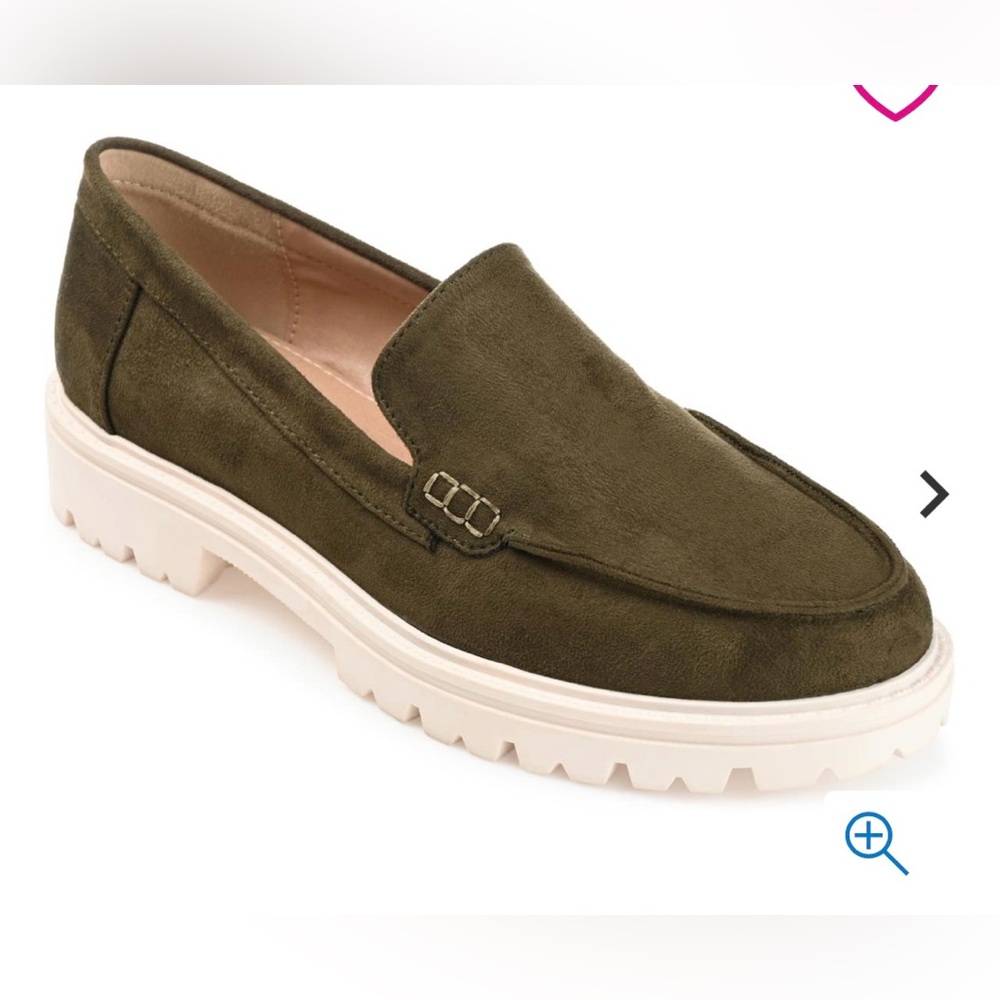 Journee Collection Men's Green Slip-On Loafers
0018